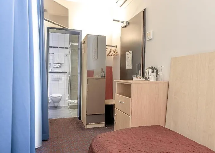 Hotell Ramada By Wyndham Frankfurt Station 4*