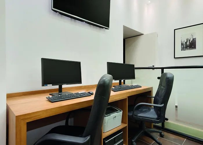 Ramada By Wyndham Frankfurt Station Hotell