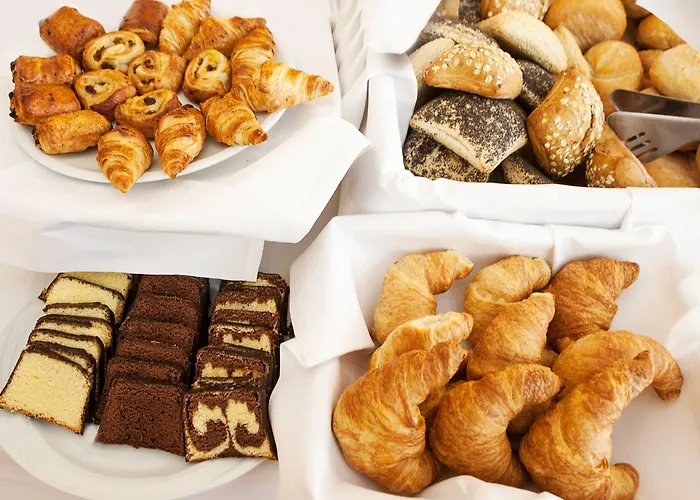 Hotell Ramada By Wyndham Frankfurt Station 4*