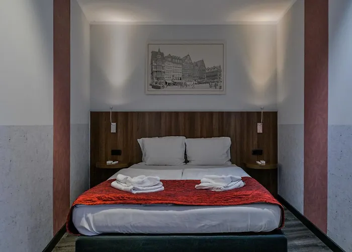 Ramada By Wyndham Frankfurt Station 美因河畔法兰克福