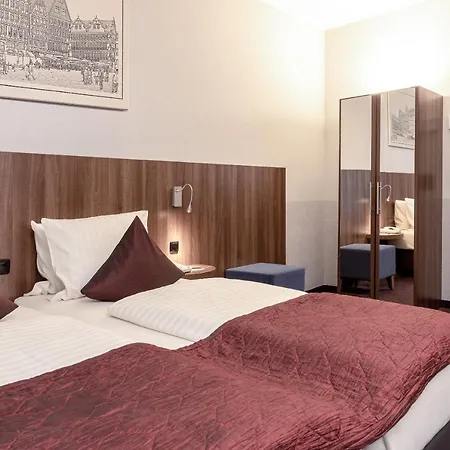 Ramada By Wyndham Frankfurt Station Frankfurt am Main