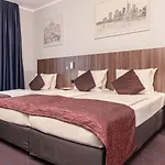 Ramada By Wyndham Frankfurt Station