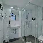 Hotel Ramada By Wyndham Frankfurt Station