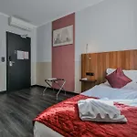 Ramada By Wyndham Frankfurt Station Hotel