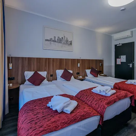 Ramada By Wyndham Frankfurt Station Hotel