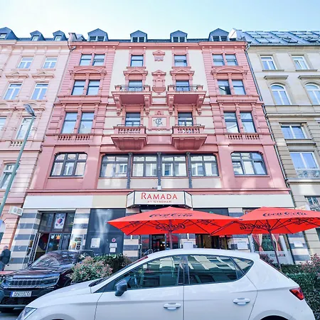 Ramada By Wyndham Frankfurt Station Francfort-sur-le-Main