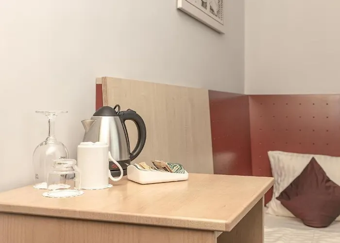 Ramada By Wyndham Frankfurt Station Szálloda 4*