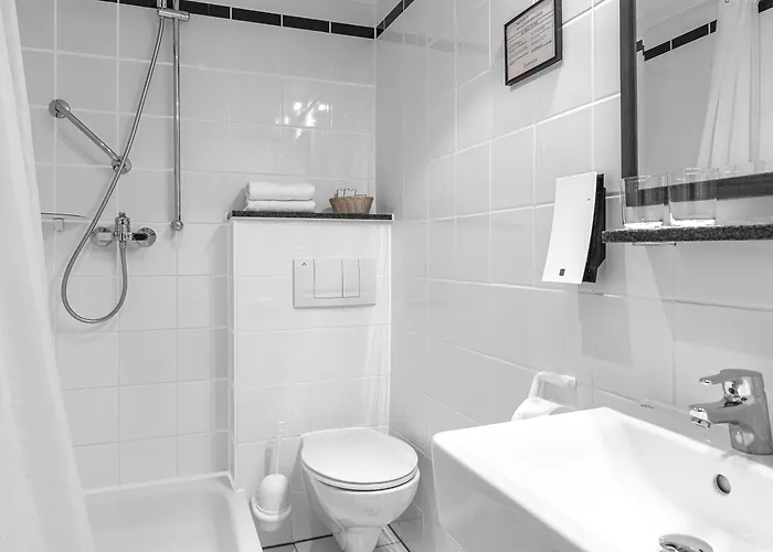 Ramada By Wyndham Frankfurt Station