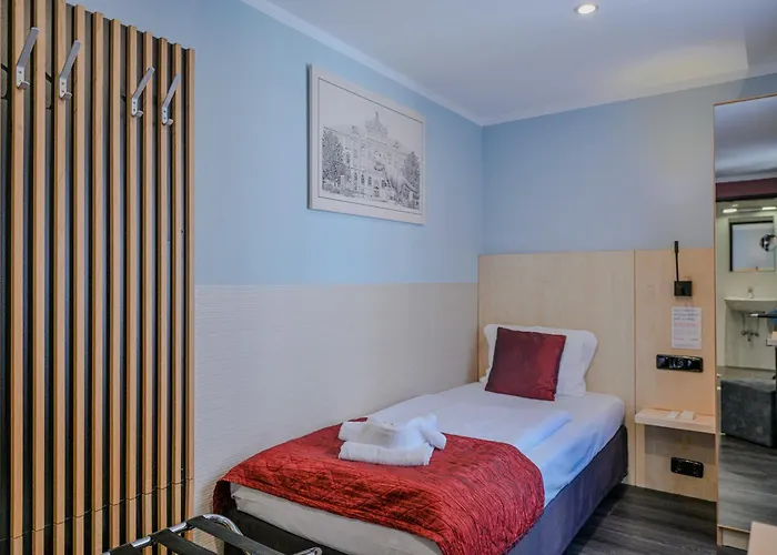 Ramada By Wyndham Frankfurt Station Ξενοδοχείο