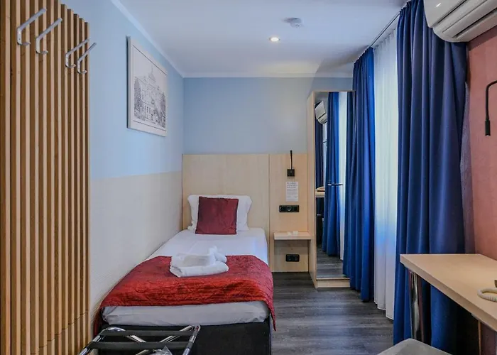 Ramada By Wyndham Frankfurt Station 4* Φραγκφούρτη