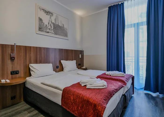Ramada By Wyndham Frankfurt Station 4*