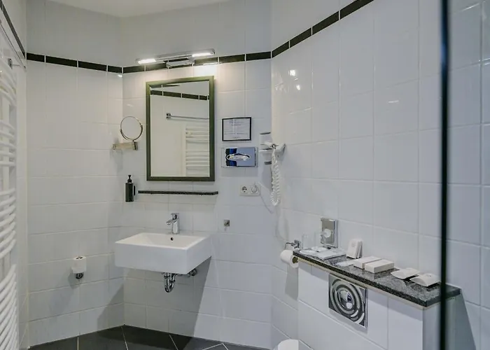 Ramada By Wyndham Frankfurt Station