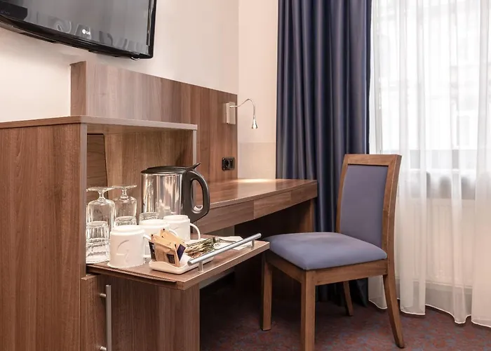 Ramada By Wyndham Frankfurt Station 4* Fráncfort del Meno